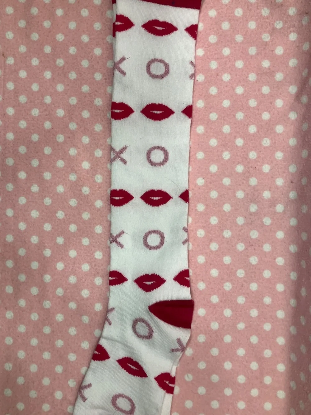 Hugs & Kisses Knee Socks M
